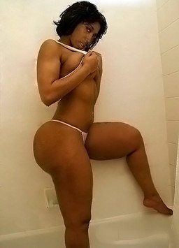 Sentinel reccomend Black girls naked in bathtub