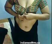 Hot indian mom in saree porn