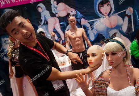 Bbw sex nude fashion show