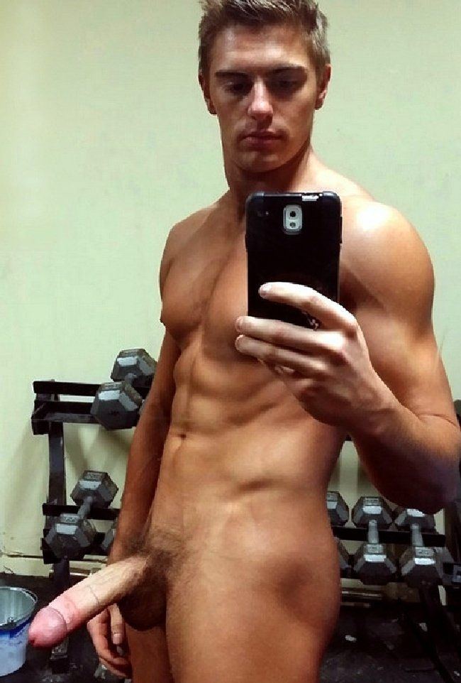 Muscle nude big dick