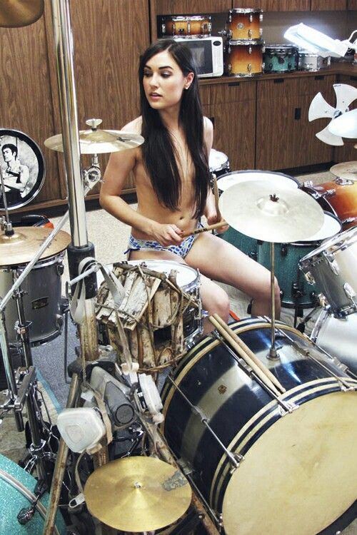 Daffy reccomend Naked girls on drums