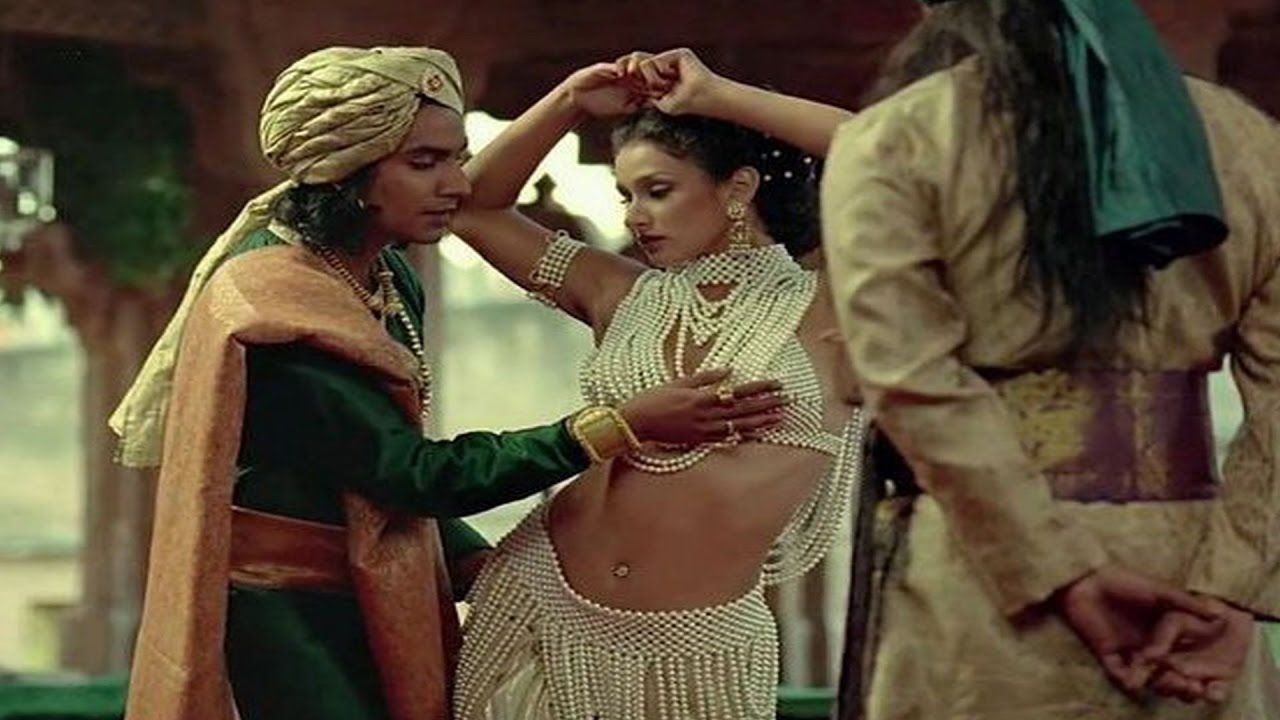 best of Nude free Bollywood clip