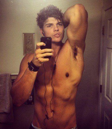 Male bodybuilders nude snal
