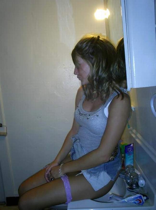 best of Of peeing clothes pics Free girls