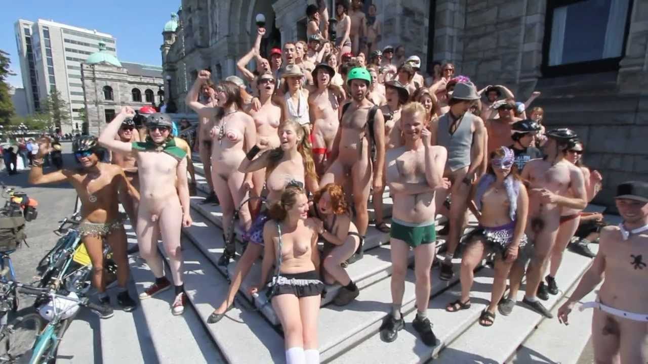 Boys in nude in Vitória