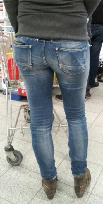 JK reccomend Tight ass blue jeans