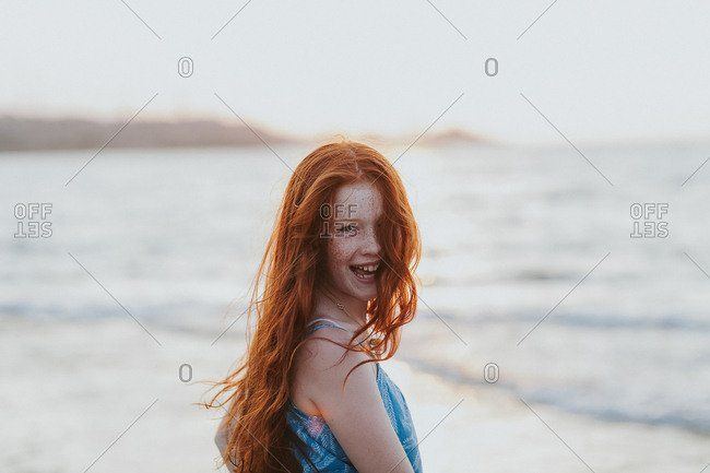Tic T. reccomend Beach girl redhead