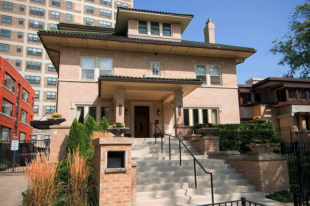 Empress reccomend Bed breakfast chicago gay