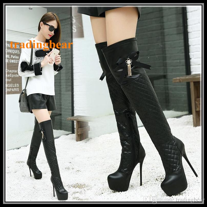 Cat reccomend Boot in leather sexy woman