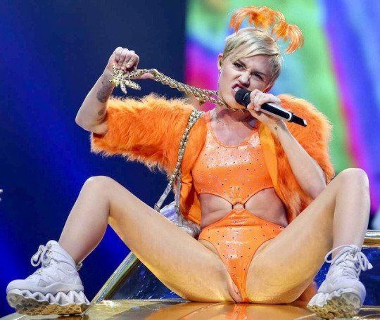 best of Cyrus concert upskirt Miley