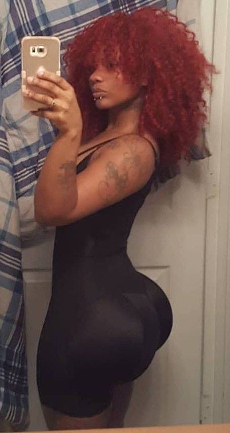Ebony perfect slim ass