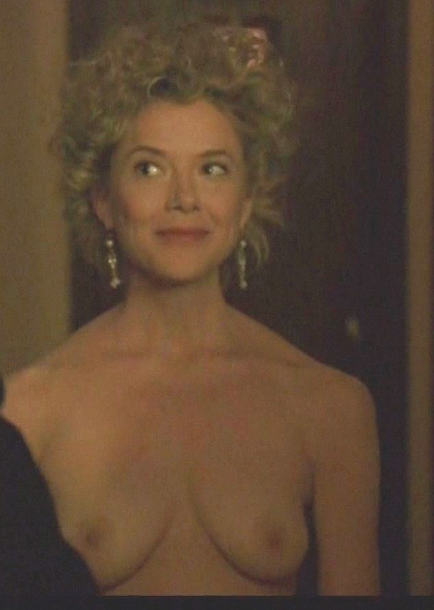 Annette bening nude pic