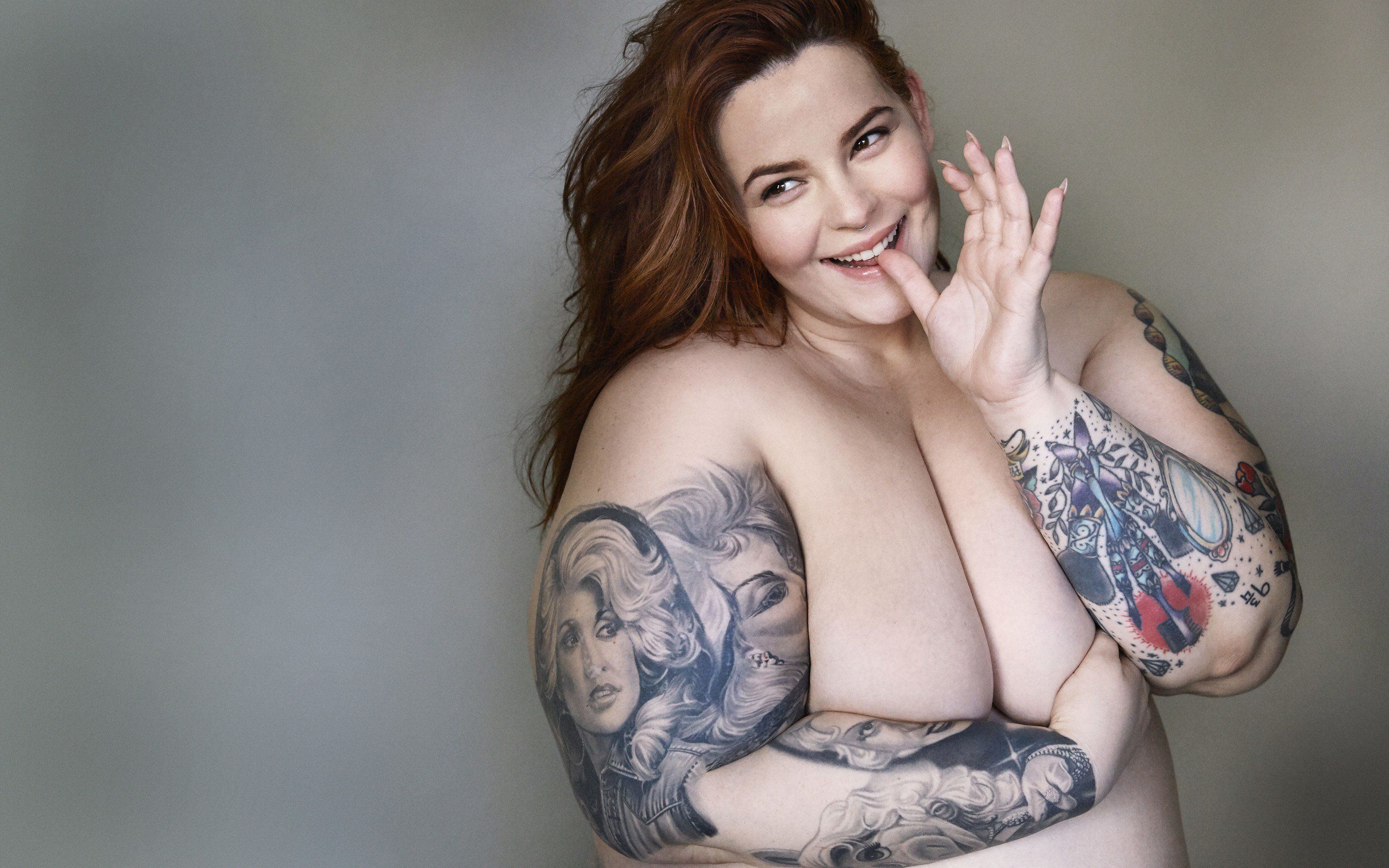 Fat tattooed naked women