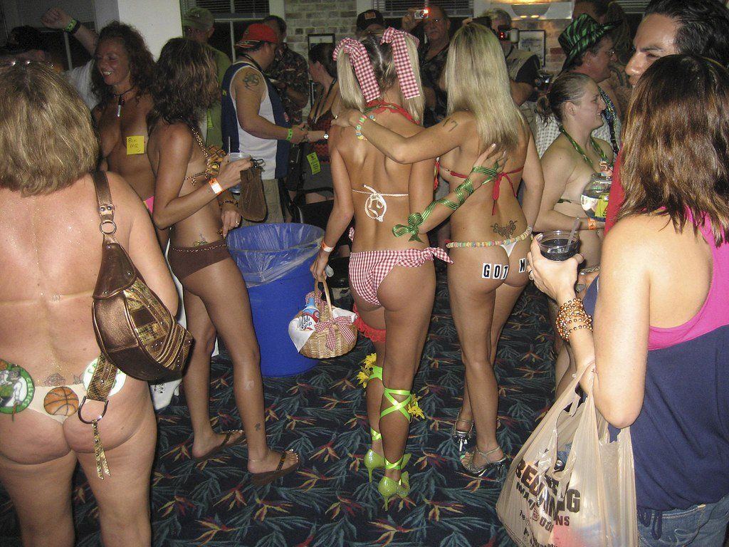 Hogs breath bikini contest photos  hq nude image