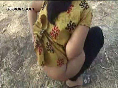 best of Teen girl peeing photo Local indian