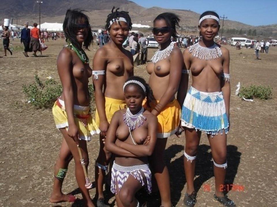 Naked zulu pussy gallery