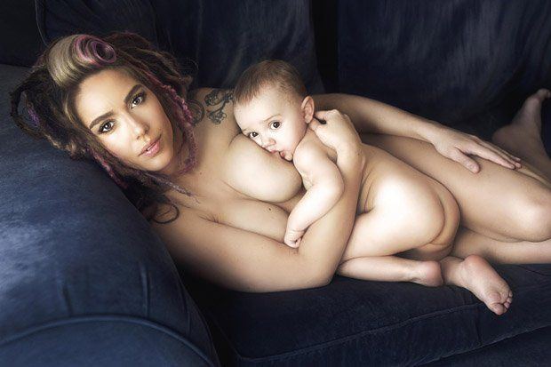 Breastfeeding nude