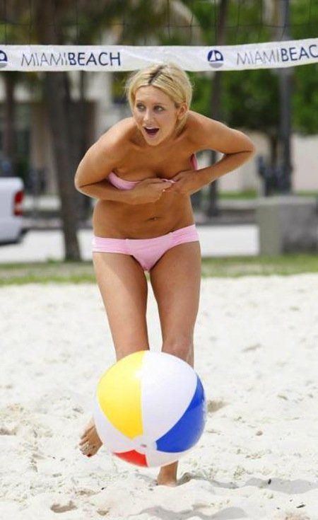 Womens beach volleyball tits 